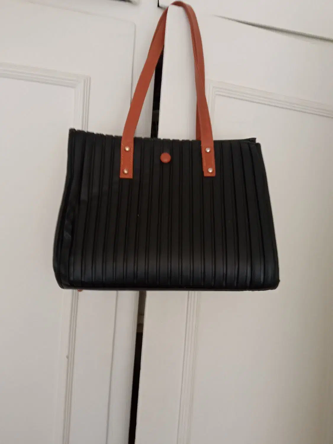 دو عدد کیف رو دوشی مجلسی|کیف، کفش، کمربند|اصفهان, بهارستان|دیوار