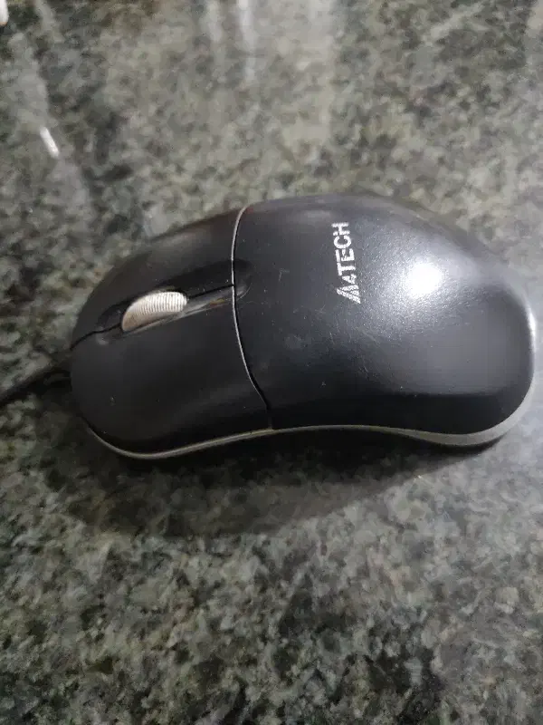 موس تمیز نیاز ندارم به خاطر همین ارزونه|قطعات و لوازم جانبی رایانه|کلاله, |دیوار