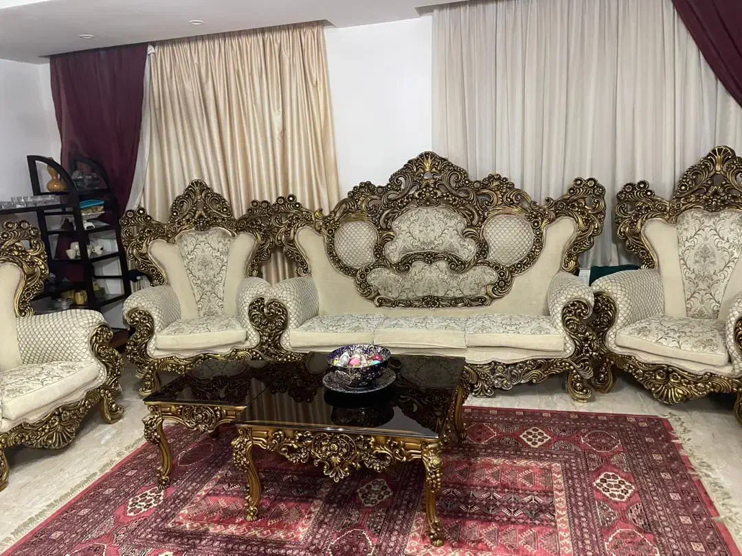 مبلمان سلطنتی 9نفره|مبلمان خانگی و میز عسلی|لاهیجان, گلستان|دیوار