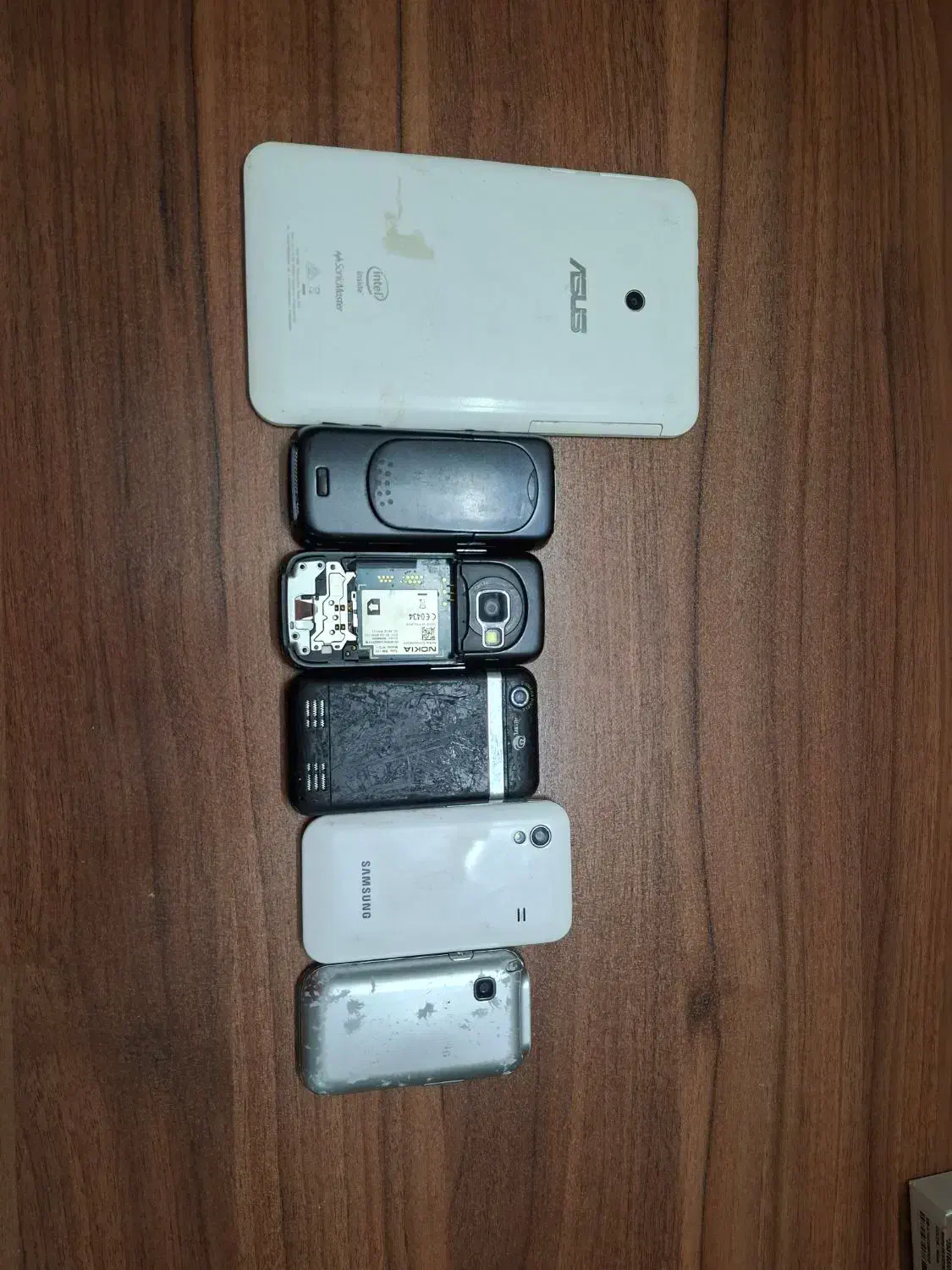 فروش تعدادی گوشی نیاز به تعمیر|موبایل|شیراز, شهرک فرزانگان|دیوار