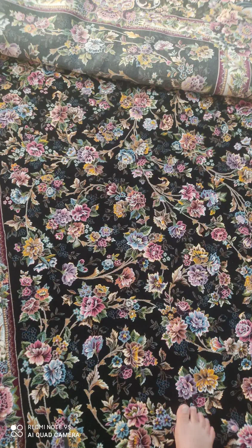 یک عددفرش 9متری 1200شانه تراکم 3600|فرش|زاهدان, |دیوار