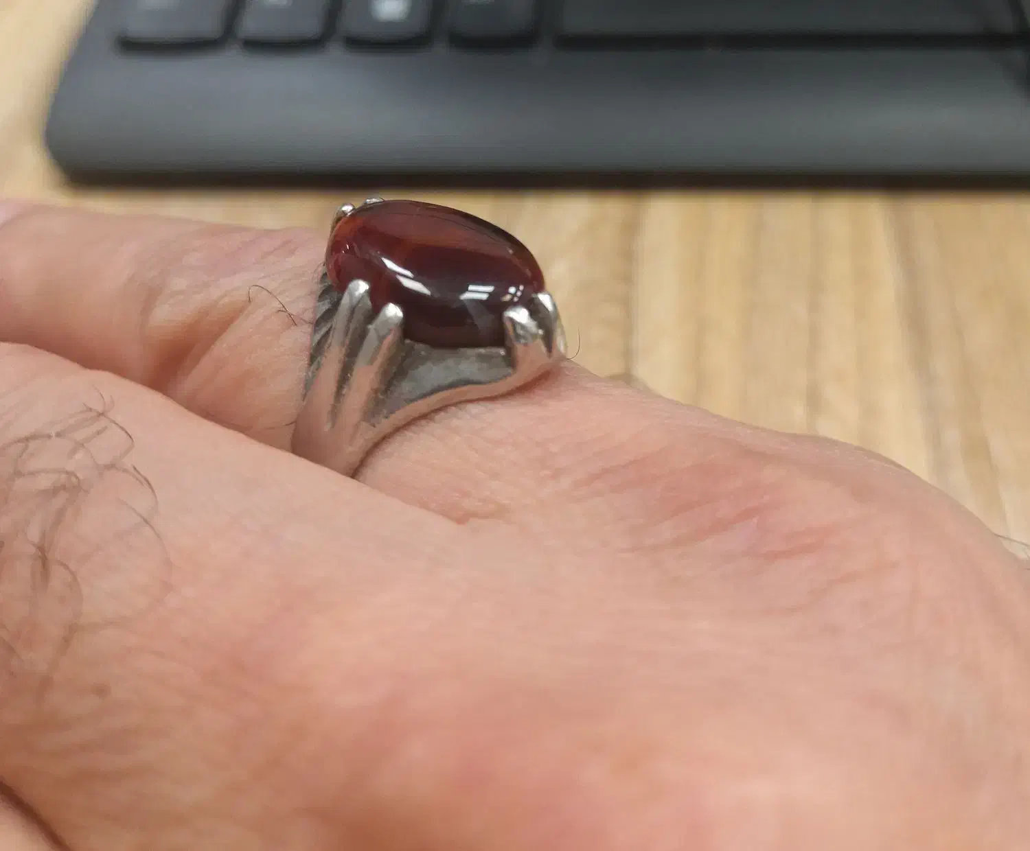 انگشتر عقیق اصل یمنی|کلکسیون اشیاء عتیقه|شاهینشهر, عطار|دیوار