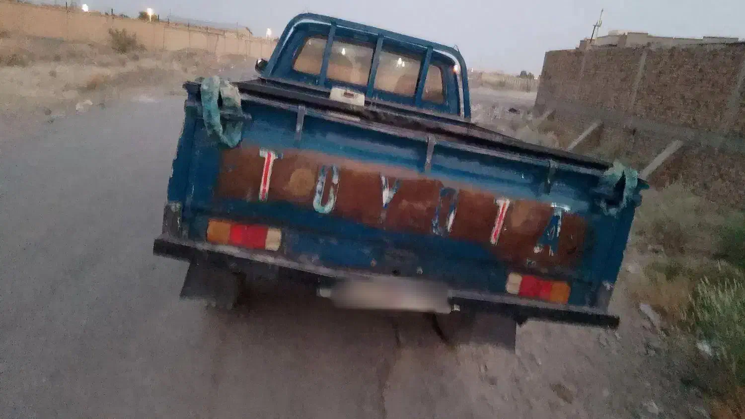 فروش تویوتا دوهزار مدل 85مدارتکمیل|خودرو سواری و وانت|ایرانشهر, |دیوار