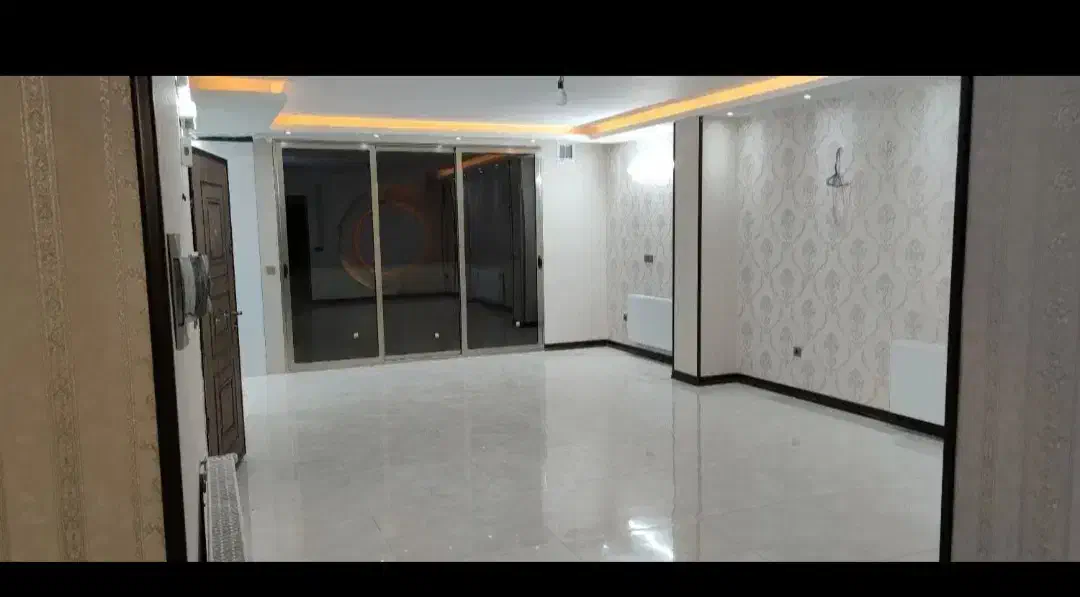 آپارتمان ۱۰۰ متری دو خواب نوساز ، خ مهر|اجارهٔ آپارتمان|اصفهان, مهرآباد|دیوار