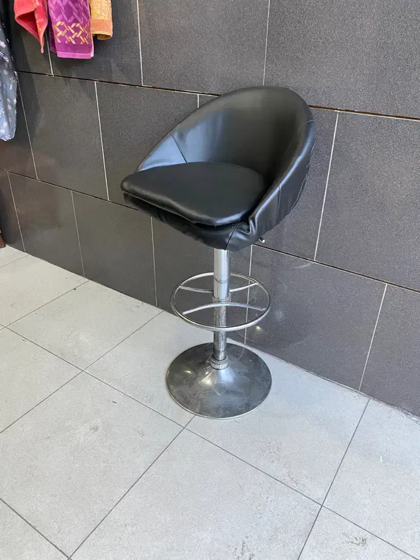 وسایل آریشگاه مردانه|آرایشگاه و سالنهای زیبایی|سردشت, |دیوار