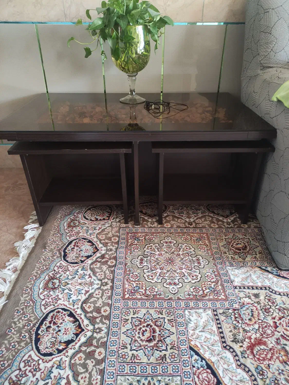 میز پذیرایی با چهار عدد میز عسلی|مبلمان خانگی و میز عسلی|نجف‌آباد, جوزدان|دیوار