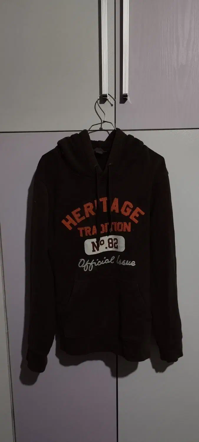 هودی|لباس|بوکان, |دیوار