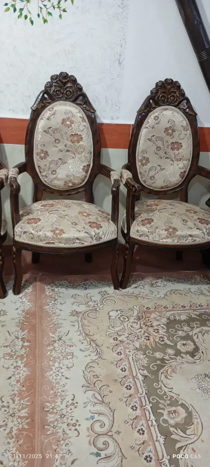 مبل ۹نفره چوب راش|مبلمان خانگی و میز عسلی|سبزوار, شرق کال عیدگاه|دیوار