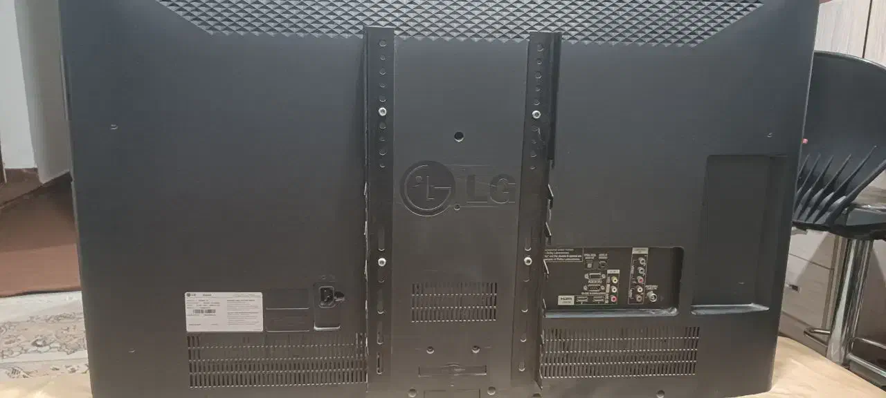 تلوزیون ال جی اصل کره ۴۳ اینچ|تلویزیون و پروژکتور|زابل, |دیوار