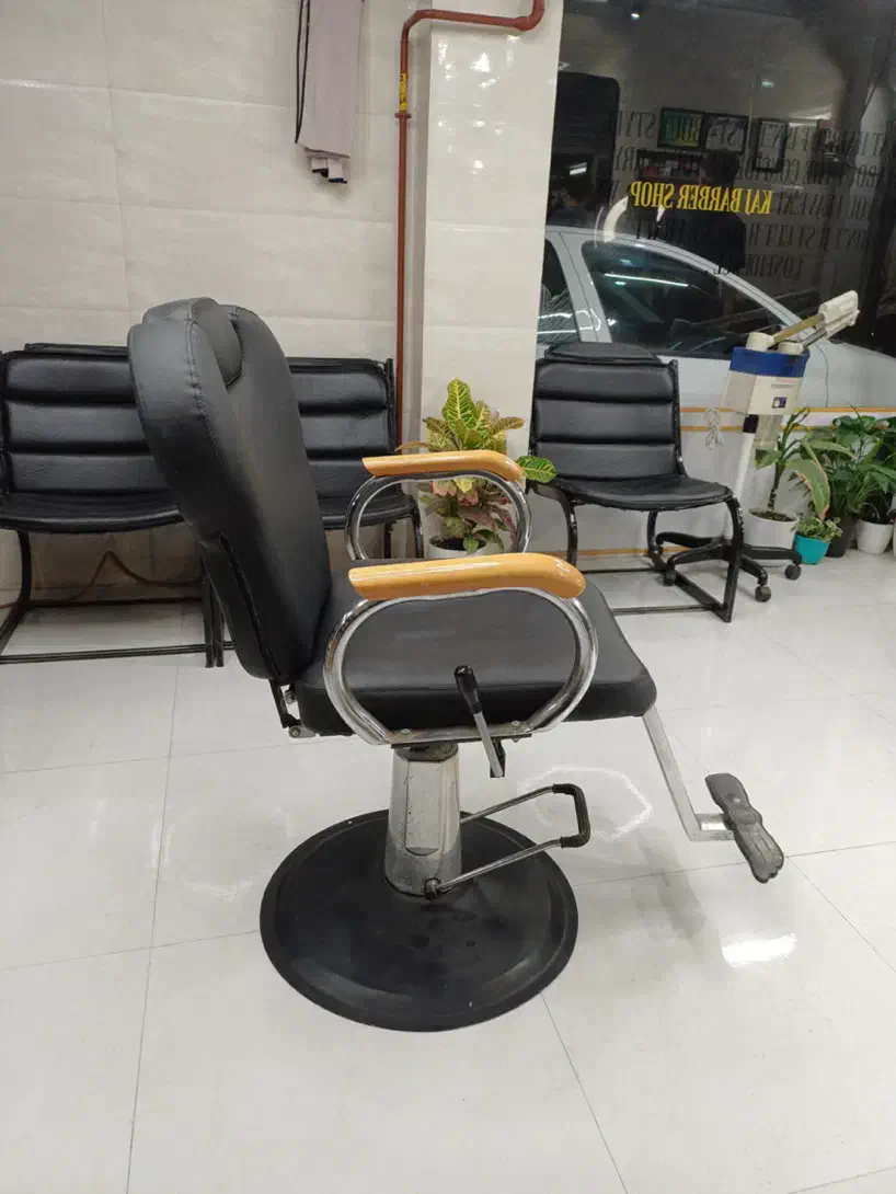 صندلی آرایشگاه|آرایشگاه و سالنهای زیبایی|بندر انزلی, پرستار|دیوار