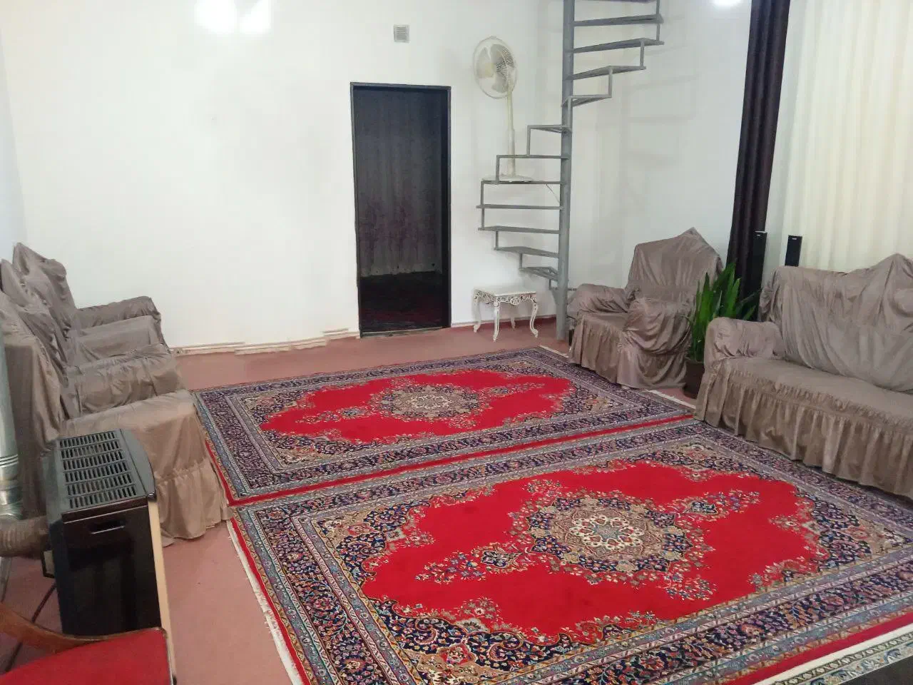 سوییت آپارتمان طبقه دوم  بالای همکف ویلایی|اجارهٔ کوتاه‌مدت آپارتمان و سوئیت|خلخال, |دیوار