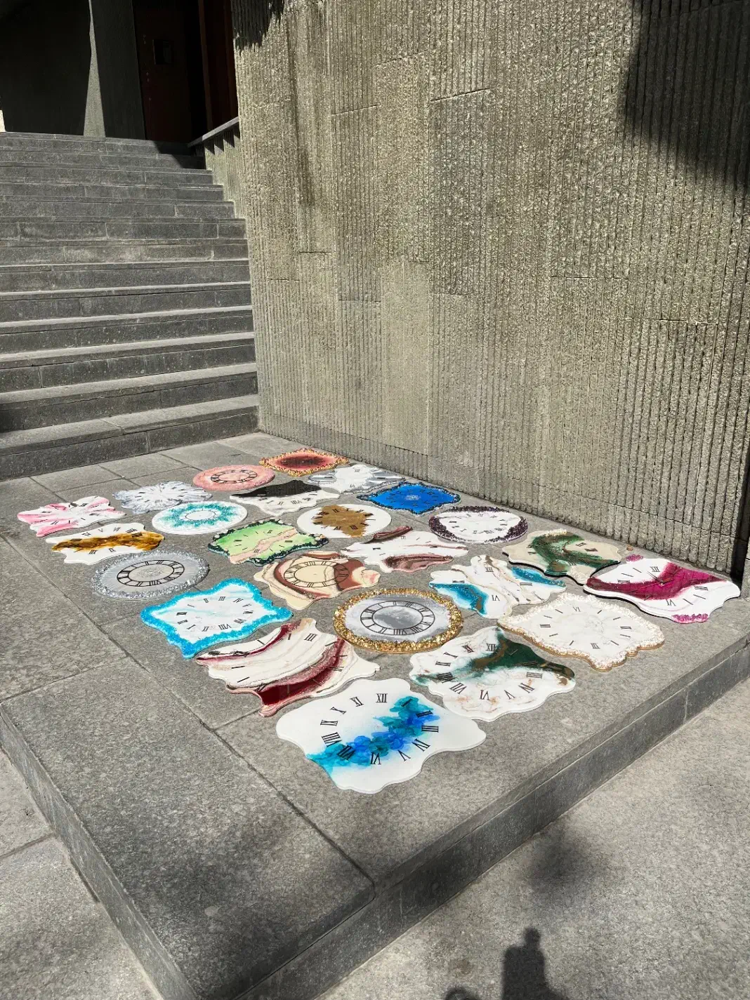 ساعت رزینی تخفیف ویژه|ساعت دیواری و تزئینی|تهران,  امام زاده قاسم (نیاوران)|دیوار