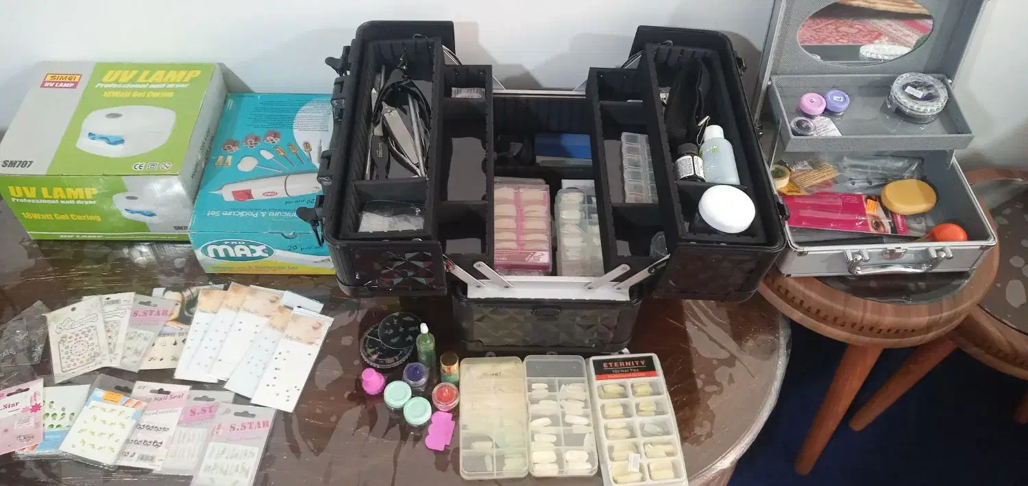 لوازم کاشت ناخن|آرایشی، بهداشتی، درمانی|کرج, برغان|دیوار