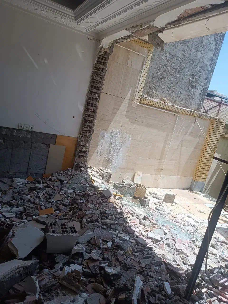 تخریب صفر تا صد|خدمات پیشه و مهارت|سیرجان, |دیوار