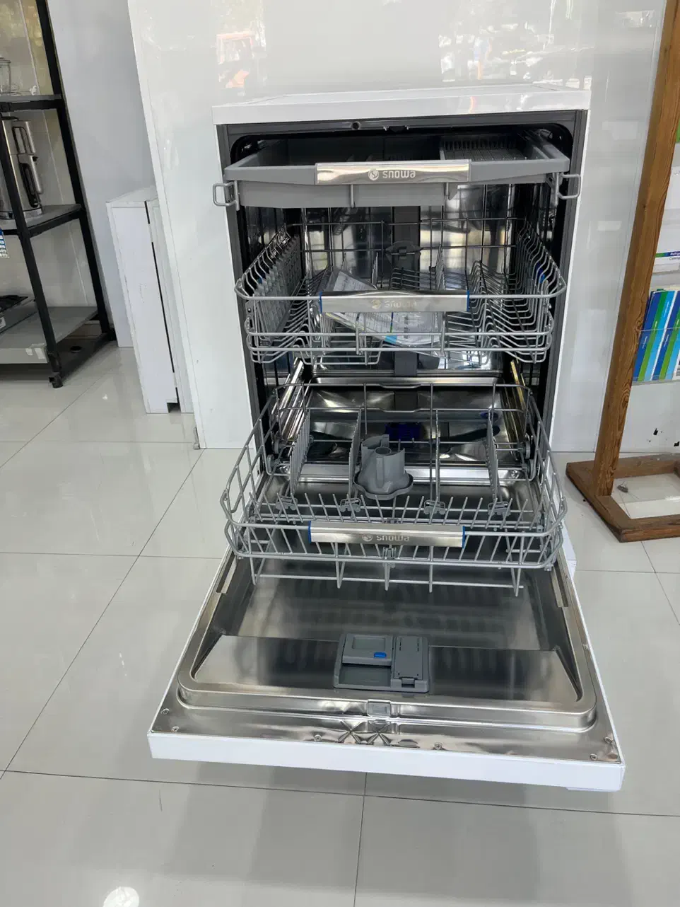 ماشین ظرفشویی اسنوا ۱۴ نفره|ماشین ظرفشویی|قرچک, شهرک طلائیه|دیوار