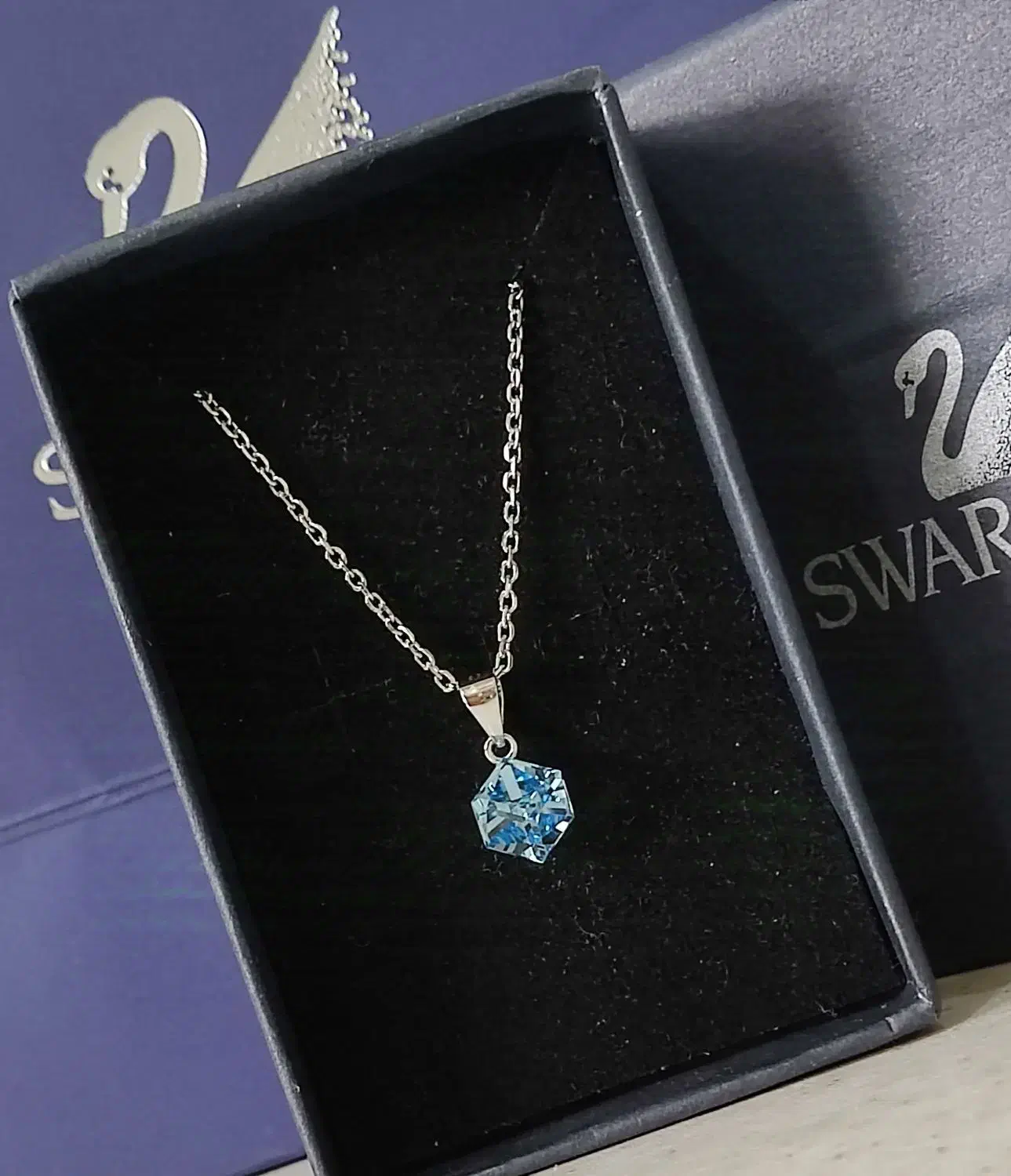 گردنبند نقره سوارسکیswarovski مکعب 925|جواهرات|تهران, سازمان برنامه شمالی|دیوار