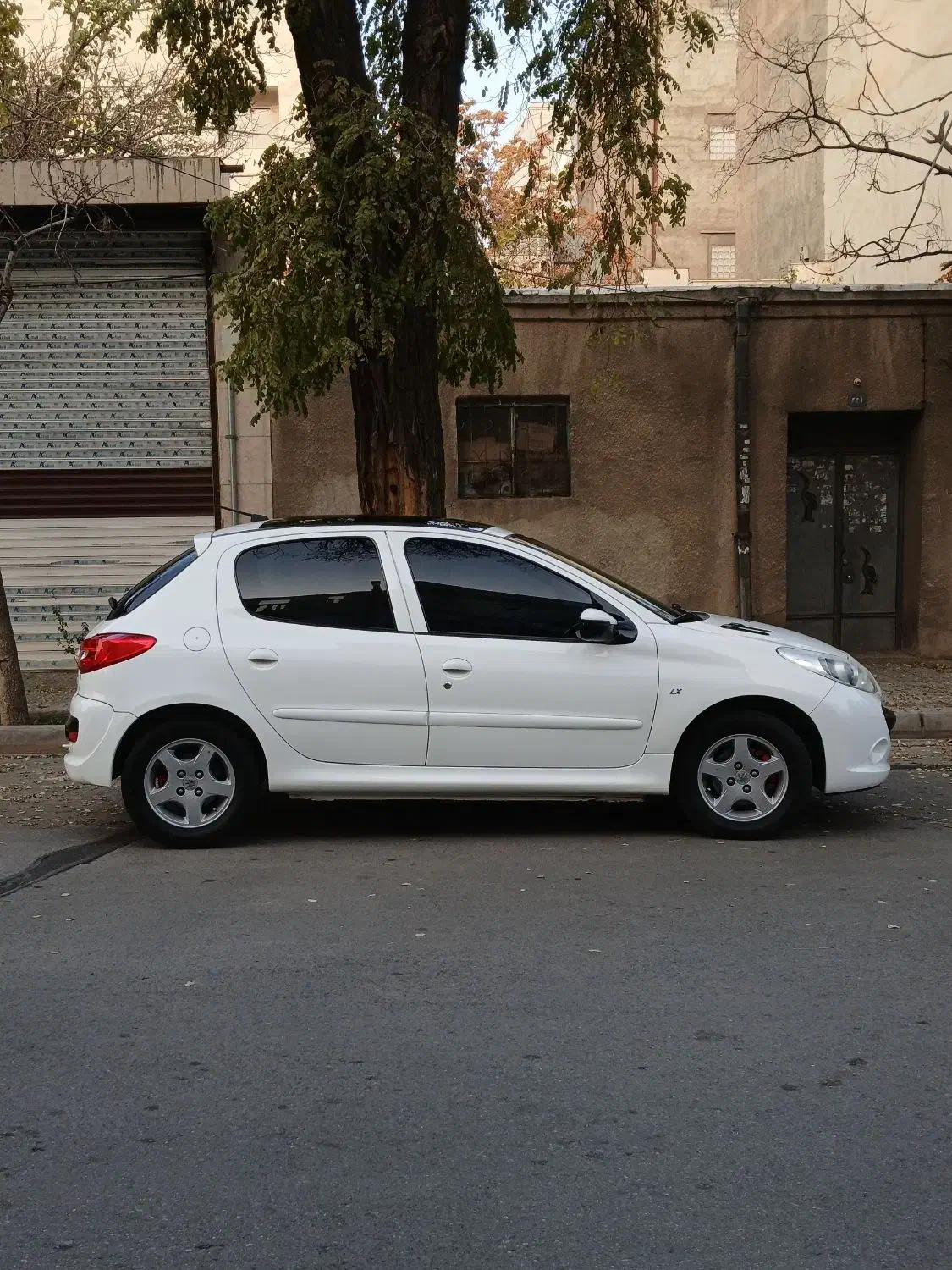 ۲۰۷ پانوراما فول کم کار در حد نو|خودرو سواری و وانت|مشهد, خرمشهر|دیوار