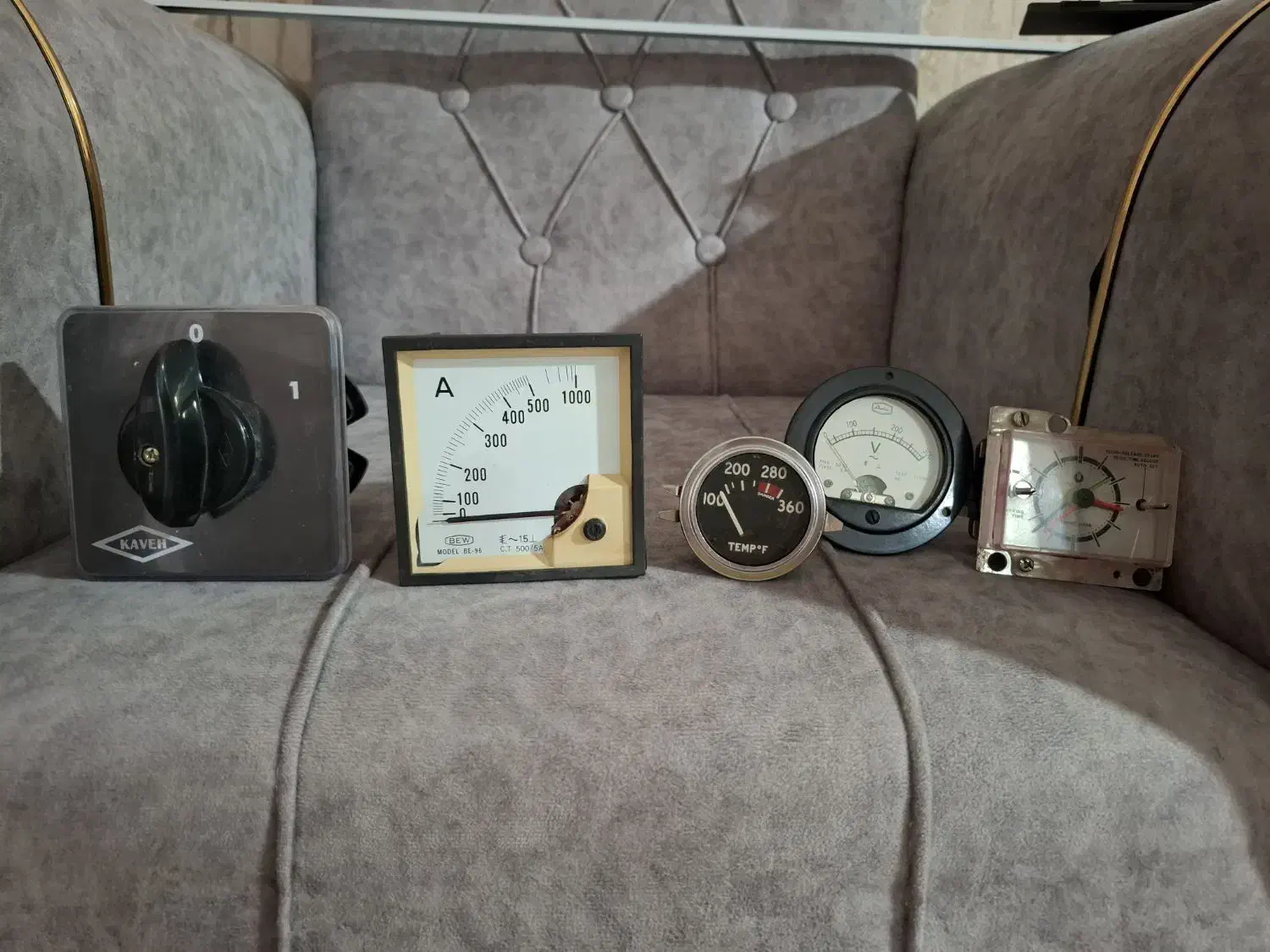 آمپر برق|ابزارآلات|قنوات, |دیوار