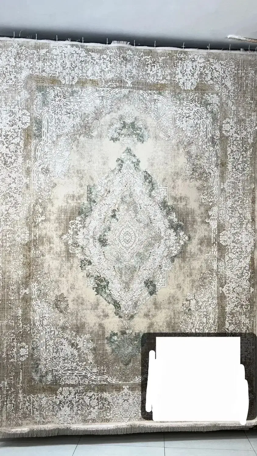 فرش ترنج دار سبز ۱۲۰۰ شانه|فرش|قزوین, |دیوار