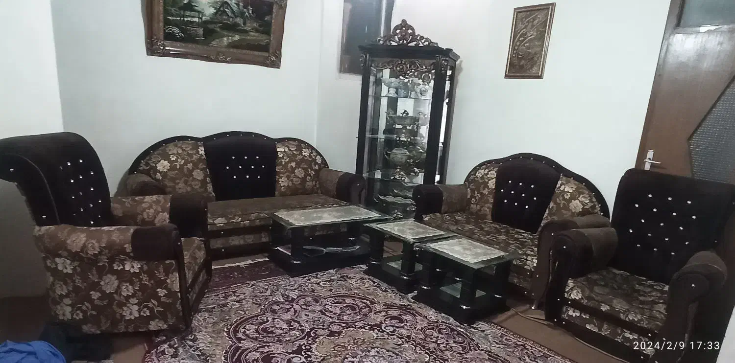 مبل راحتی ۷نفره|مبلمان خانگی و میز عسلی|فیرورق, |دیوار