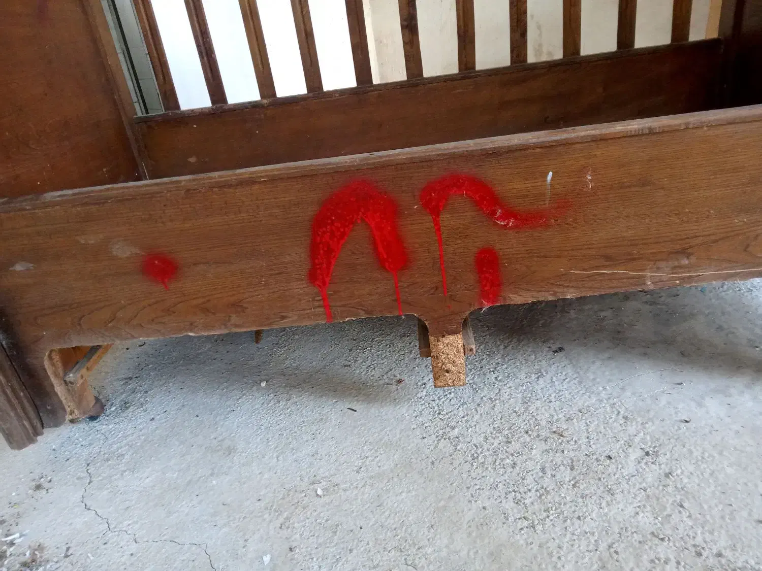 تخت بچه چوبی|تخت و سرویس خواب|کیاکلا, |دیوار