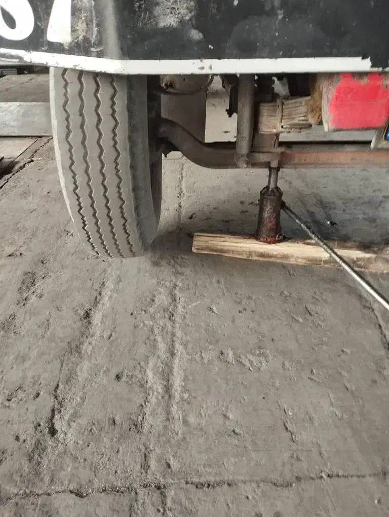 جک۳تن نیسان|قطعات یدکی و لوازم جانبی|بروجرد, |دیوار