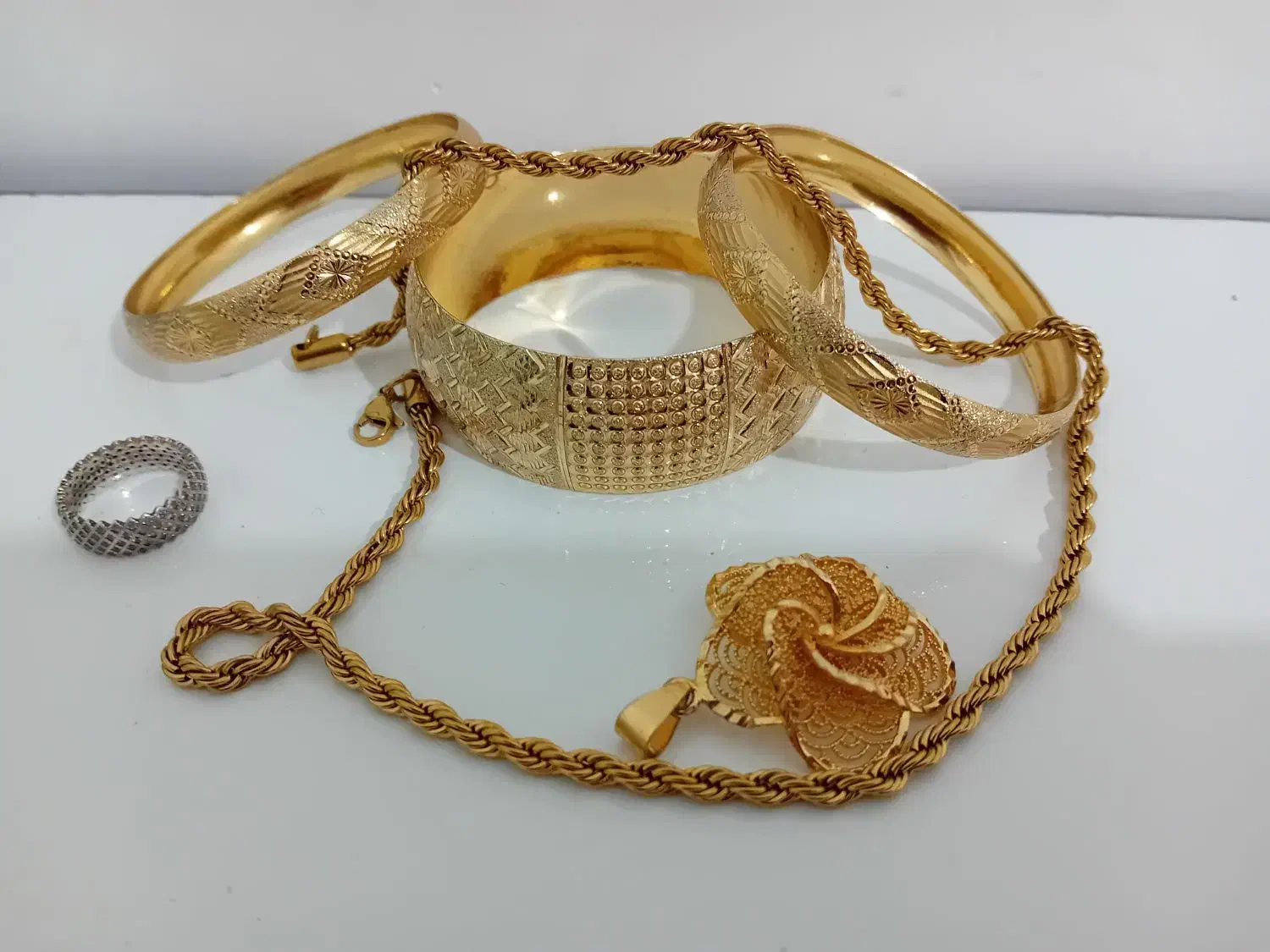 حلقه ای نقره تعدادی بدلی جات|بدلیجات|سنقر, |دیوار