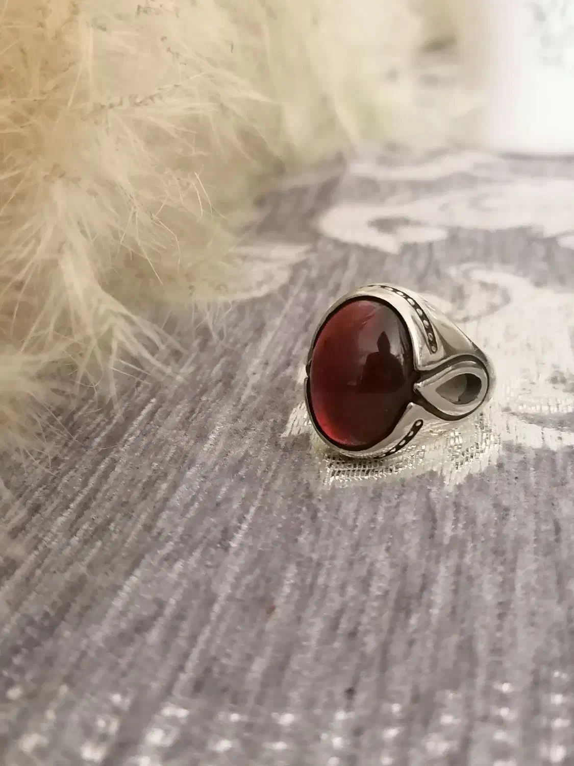 انگشتر یاقوت گارنت اصل|جواهرات|آذرشهر, |دیوار