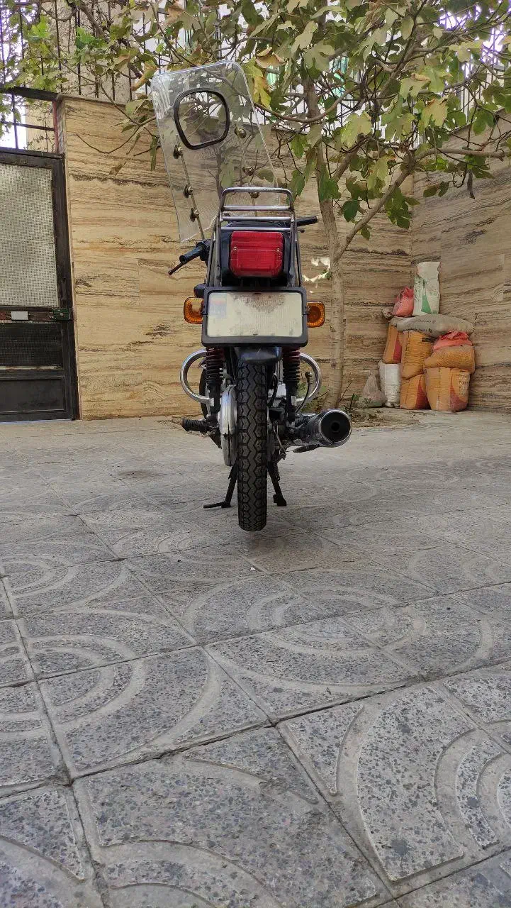 cg ۱۵۰ استارتی صفر|موتورسیکلت|اندیشه, اندیشه فاز ۱|دیوار