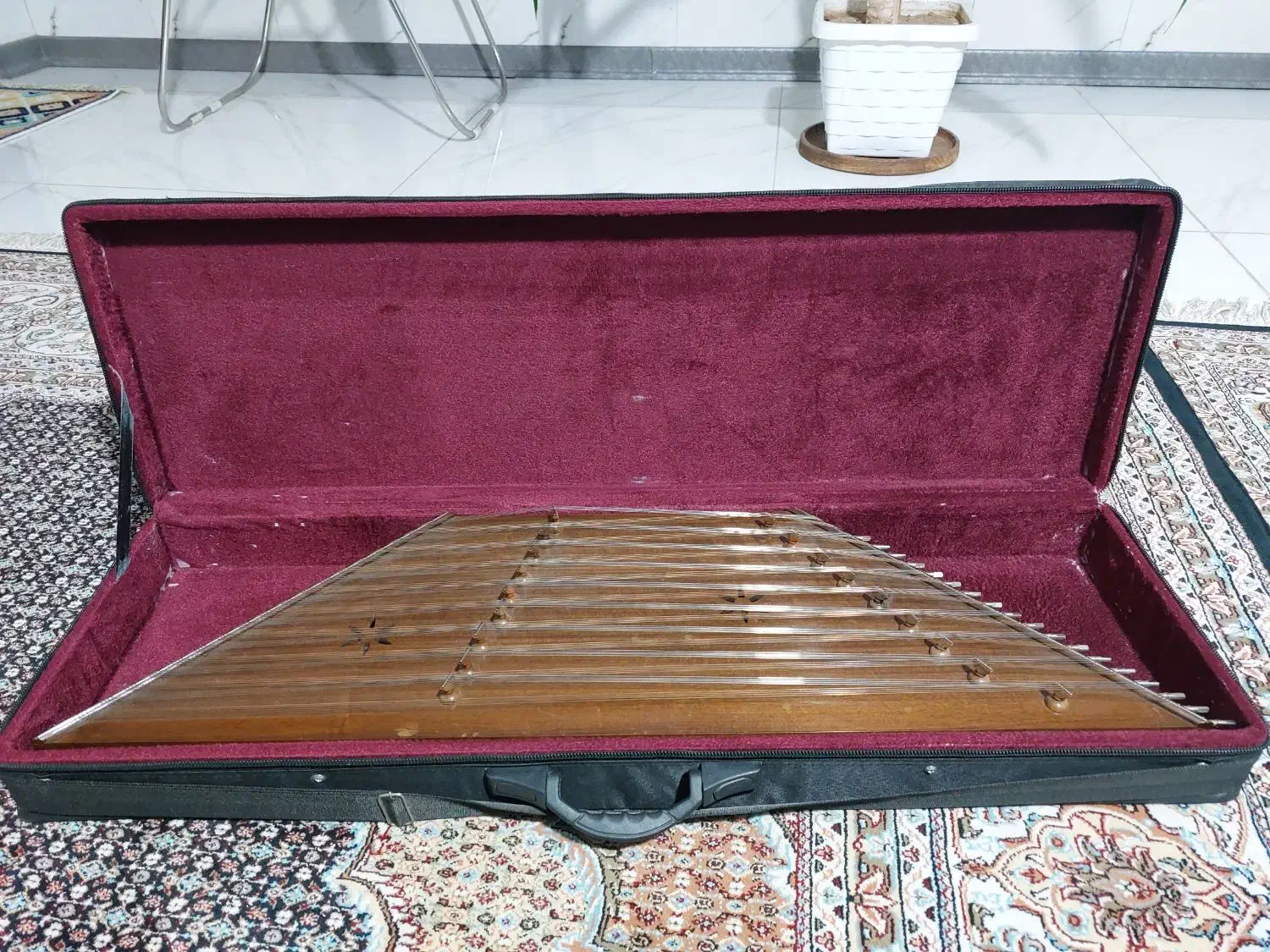 سنتور|سازهای سنتی|اصفهان, کوجان|دیوار