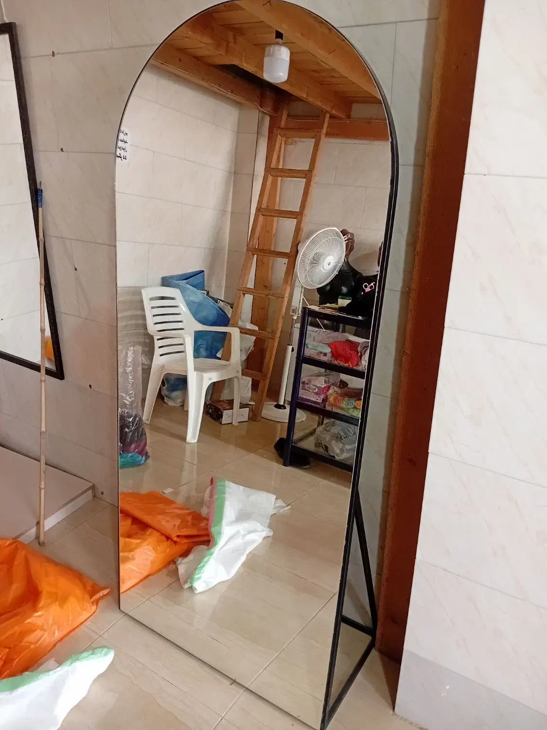 آینه ایستاده|آینه|سیاهکل, |دیوار