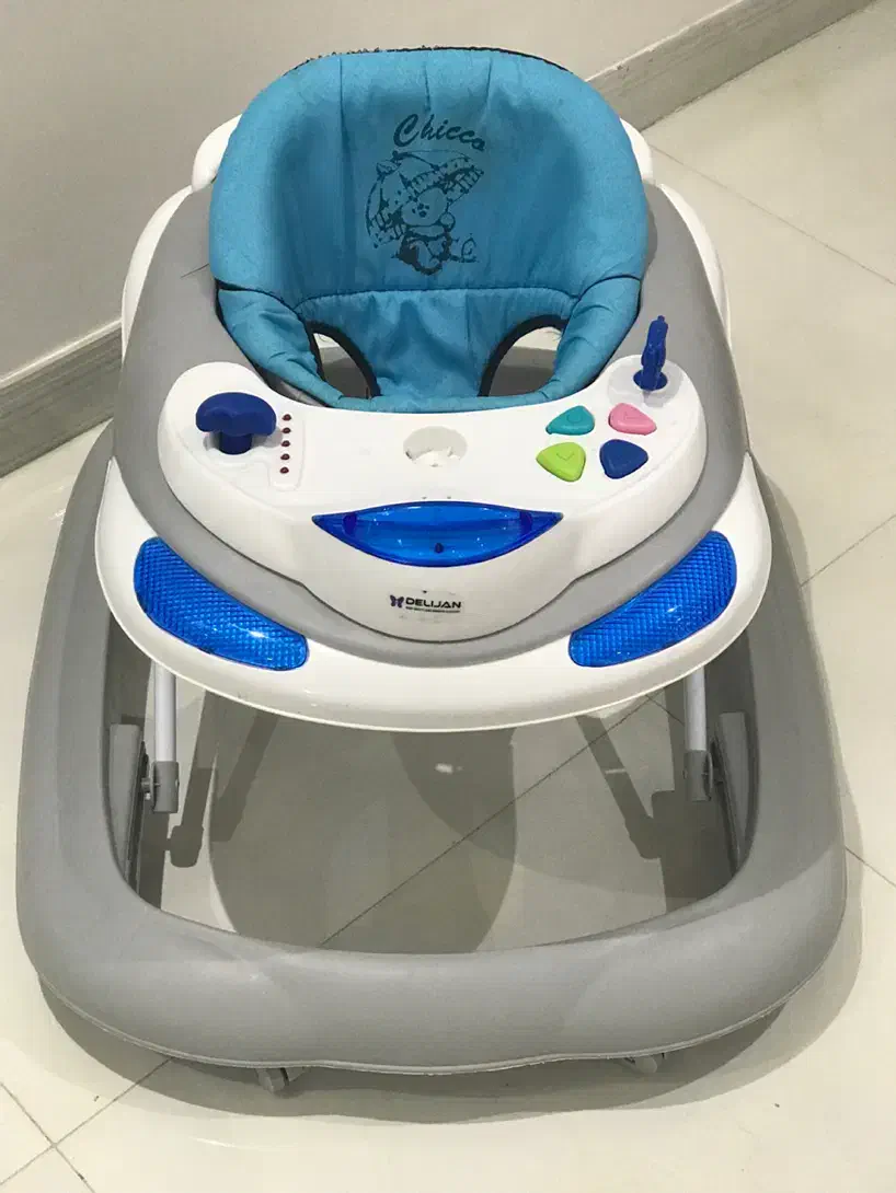 رورورک|اسباب و اثاث بچه|ساری, |دیوار