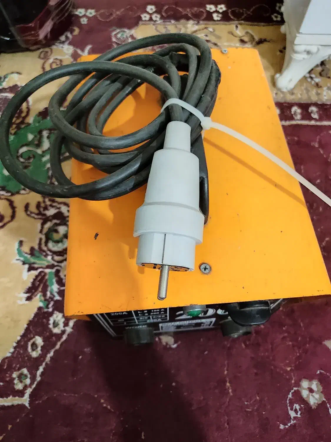 موتور جوش میلر ۲۰۰ آمپر|ابزارآلات|پرند, فاز ۱|دیوار