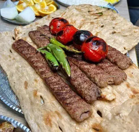 نیازمند نیروی کار کبابی|استخدام خدمات فروشگاه و رستوران|خمین, |دیوار