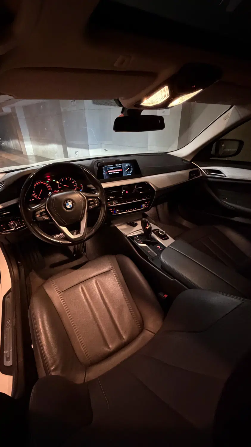 BMW 520i 2018|خودرو سواری و وانت|تبریز, |دیوار
