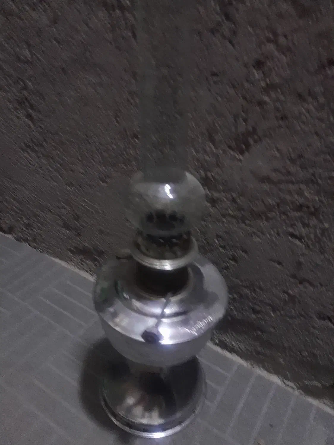 گرد سوز|کلکسیون اشیاء عتیقه|میانه, |دیوار