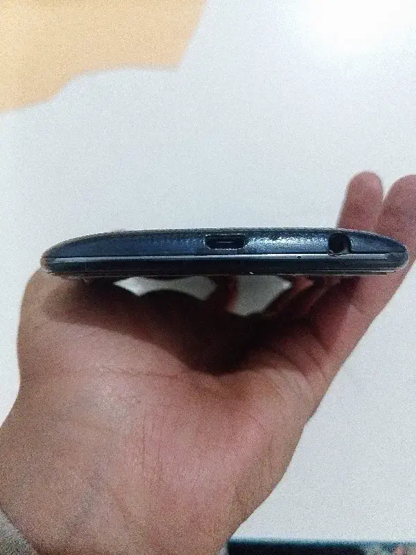 گوشی الجی سالم|موبایل|مشهد, شهرک شهید باهنر|دیوار