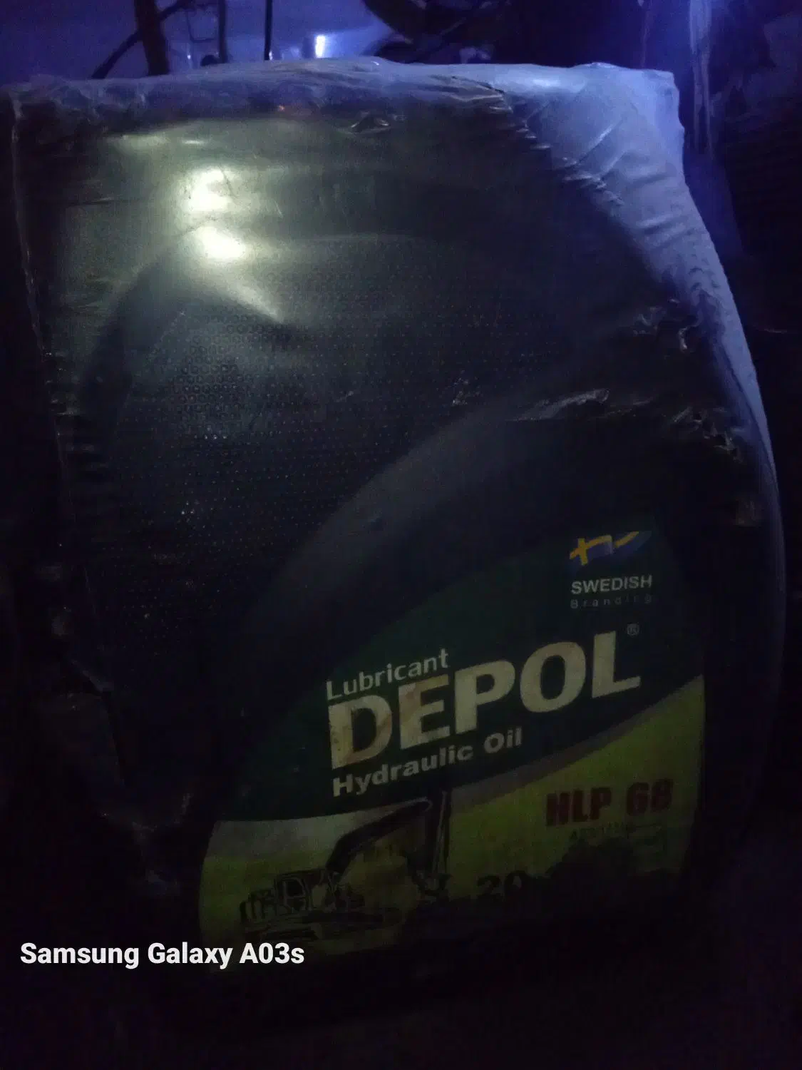 روغن هیدرولیک|قطعات یدکی و لوازم جانبی|لاهیجان, شیخ زاهد|دیوار