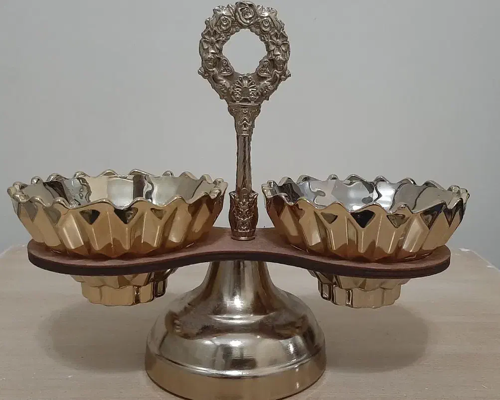 ظروف پذیرایی نونو همراه جعبه|ظروف سرو و پذیرایی|تهران, امام حسین|دیوار