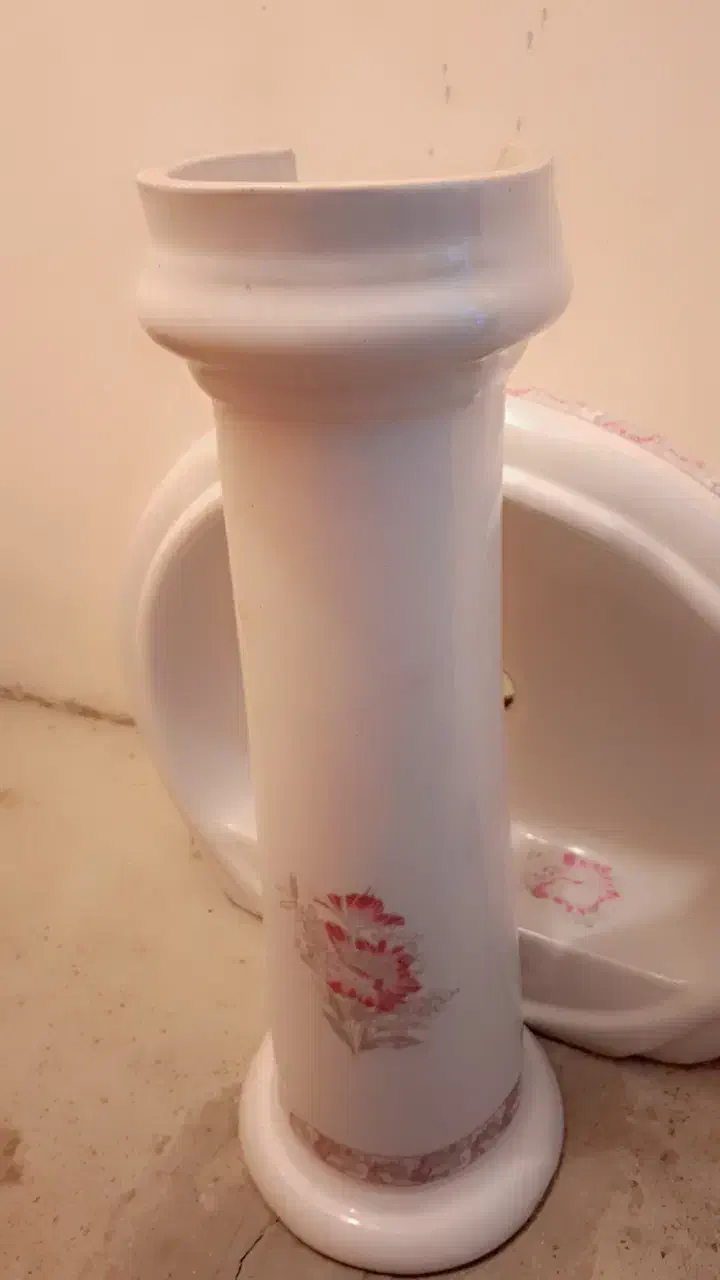 روشویی سرامیکی سالم|لوازم سرویس بهداشتی|نوشهر, |دیوار