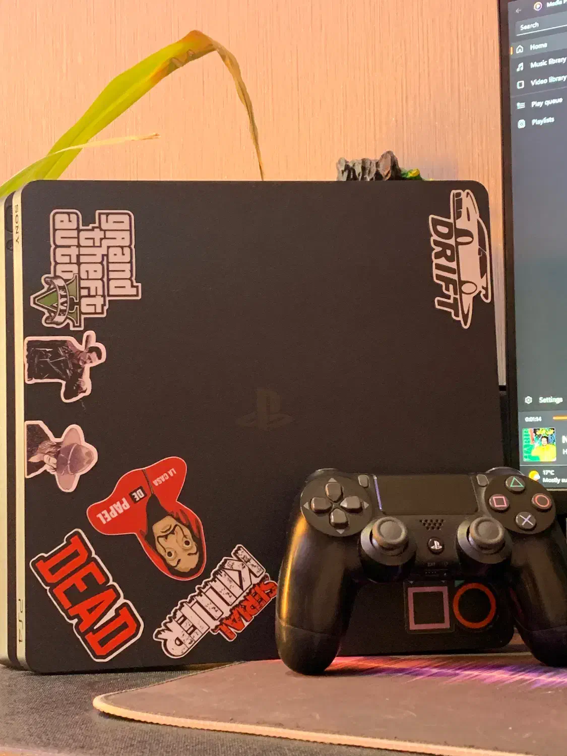 PS4 slim 1tr|کنسول، بازی ویدئویی و آنلاین|کرج, شهرک سپهر|دیوار