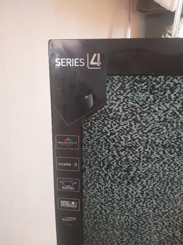 تلوزیون ۳۷ اینچ بینظیر|تلویزیون و پروژکتور|تهران, اسکندری|دیوار