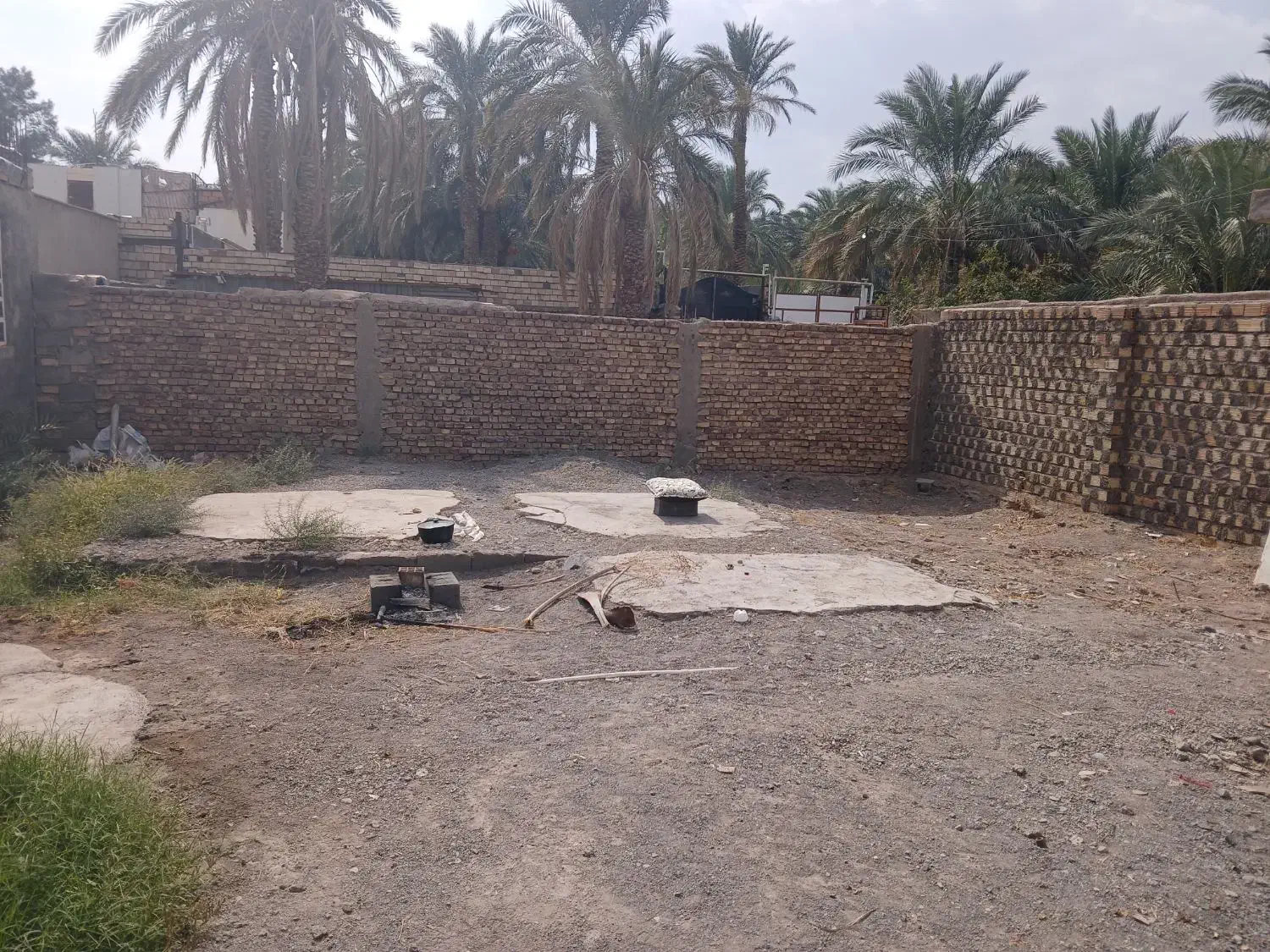 فروش زمین دو نبش با پروانه دوطبقه خیابان مهداب|فروش زمین و ملک کلنگی|بم, |دیوار