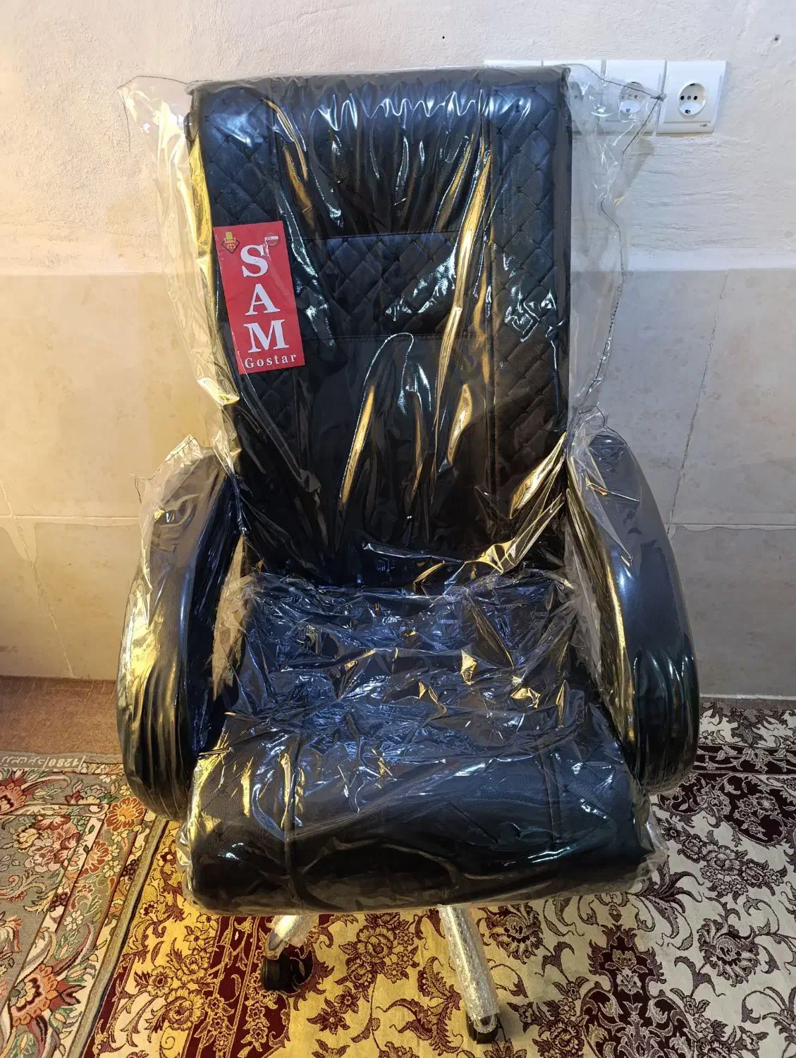 صندلی چرخ دار|دفتر کار|درگهان, |دیوار