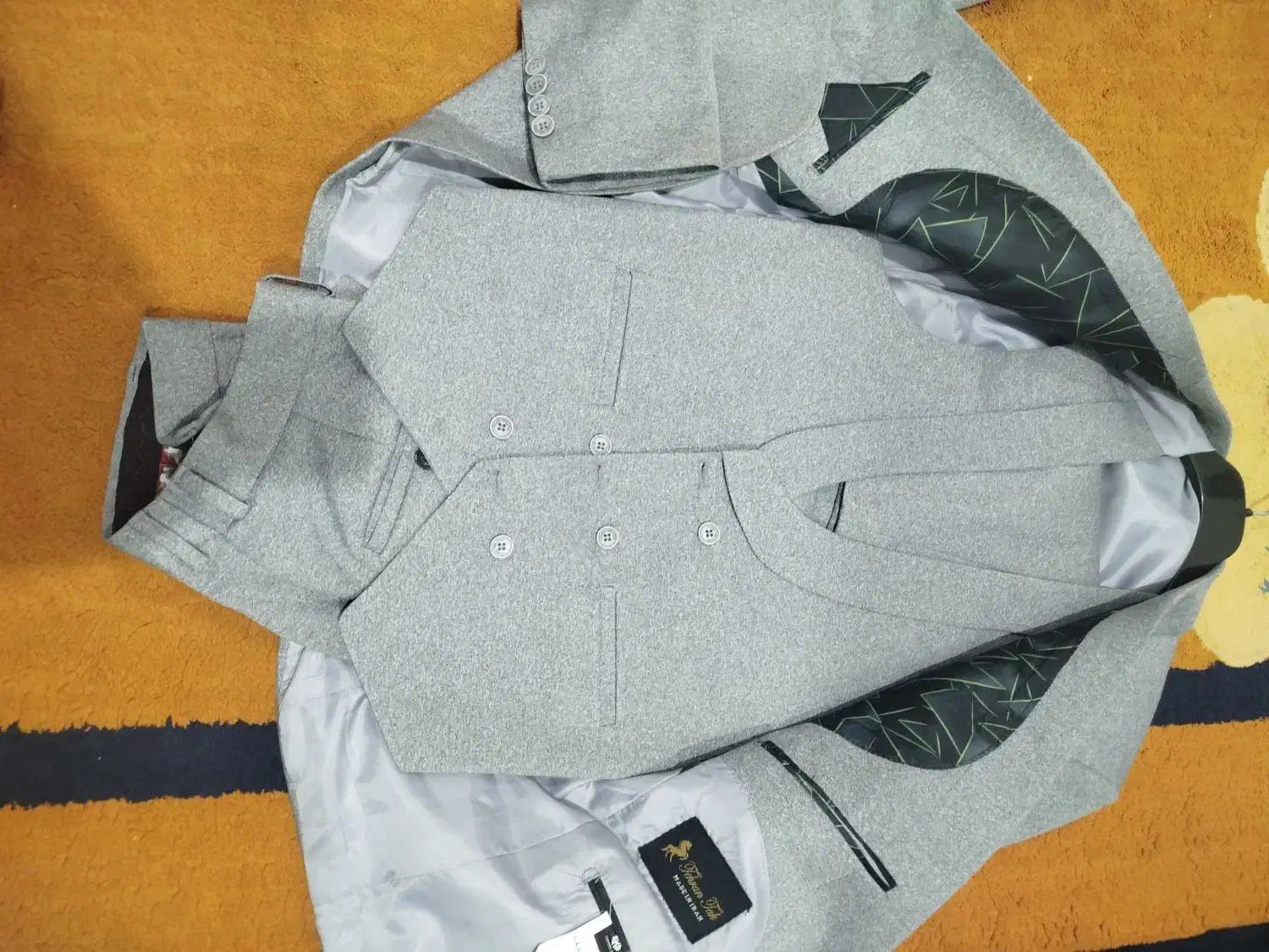 کت شلوار درحدن|لباس|بهبهان, |دیوار