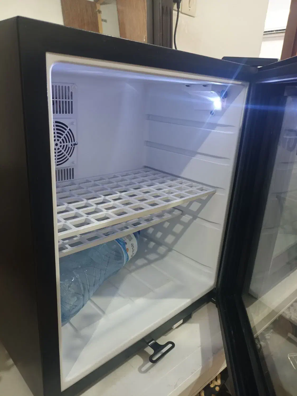 یخچال هتلی در حد دونه ایی ۴ونیم|یخچال و فریزر|شوشتر, |دیوار