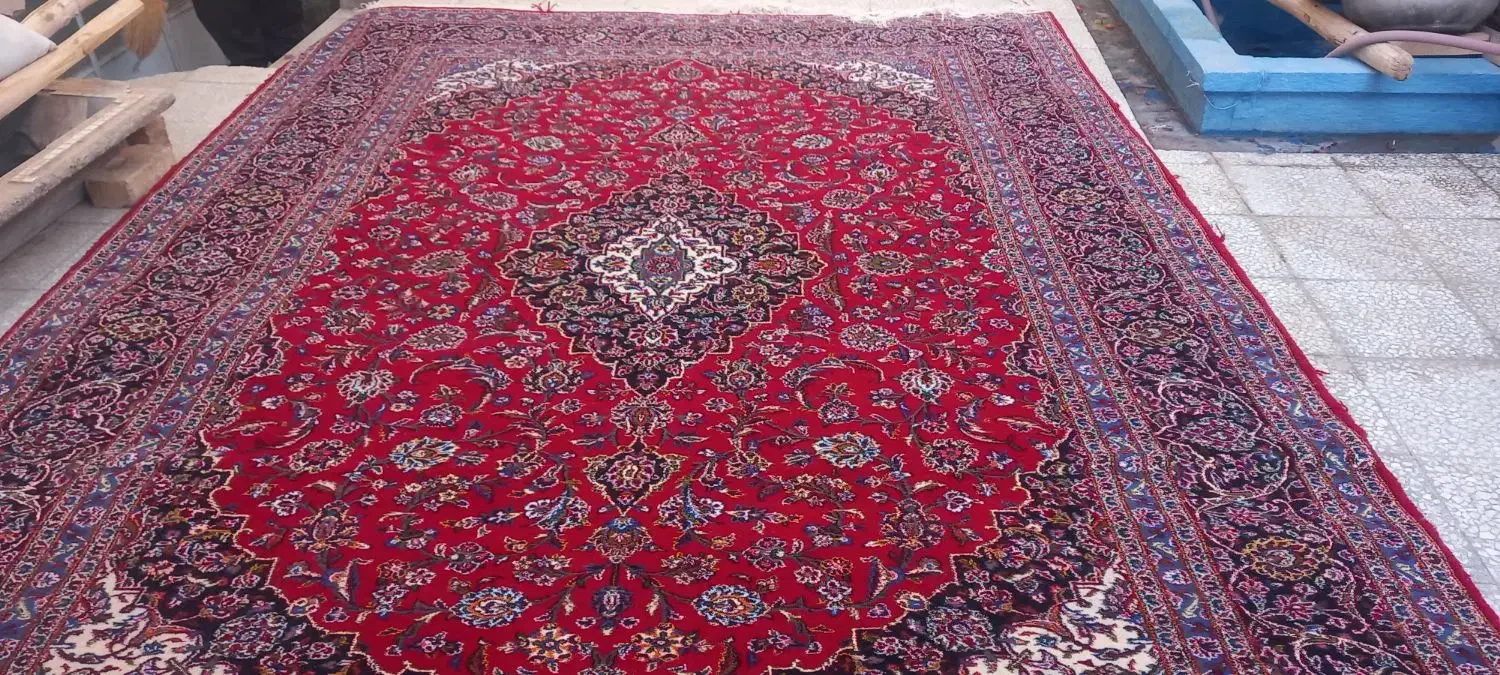 فرش دستبافت ۹ متری گلی|فرش|آران و بیدگل, |دیوار