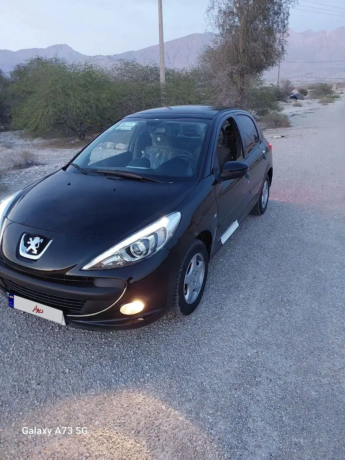 ۲۰۷ مدل ۴۰۳|خودرو سواری و وانت|بندرعباس, |دیوار