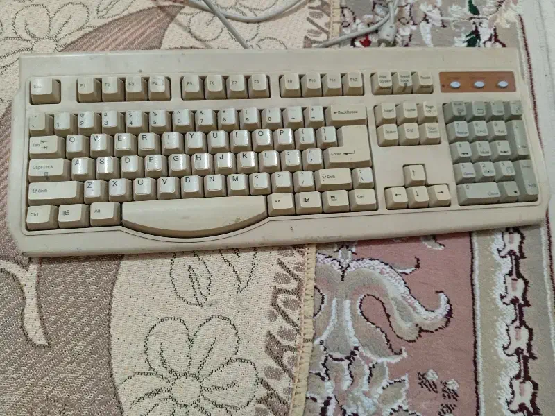 کیبورد نو|قطعات و لوازم جانبی رایانه|فردیس, شهرک راه آهن|دیوار