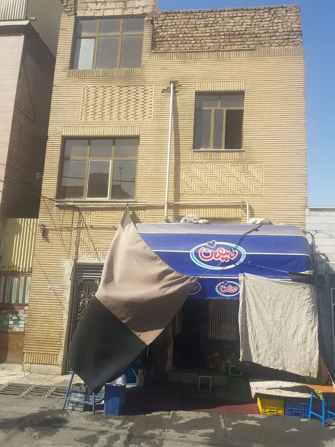 آپارتمان ۳طبقه با مغازه ۱۲ متری|فروش خانه و ویلا|قرچک, زیبا شهر|دیوار